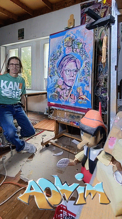aowin dans son atelier